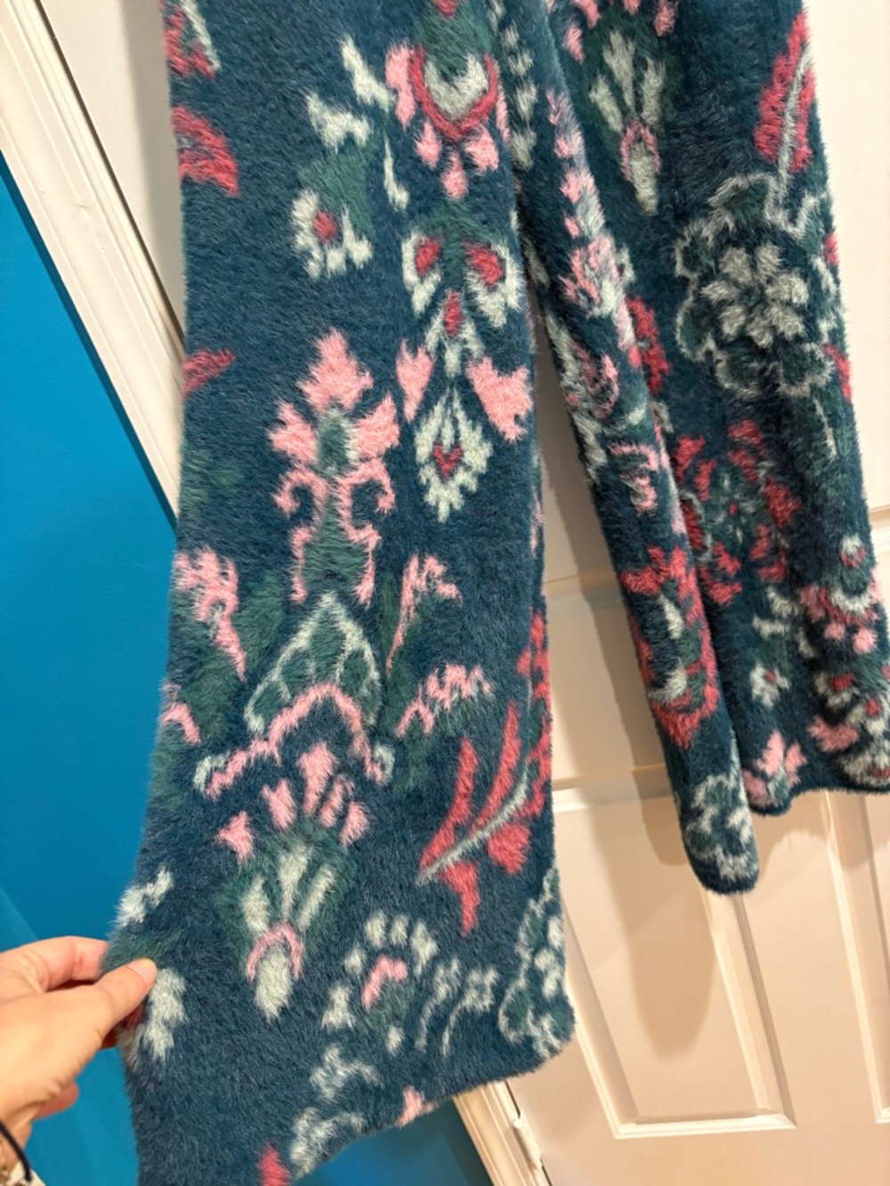 Daily practice  anthropologie fuzzy wide leg  floral pants teal blue sz S M - Picture 5 of 8